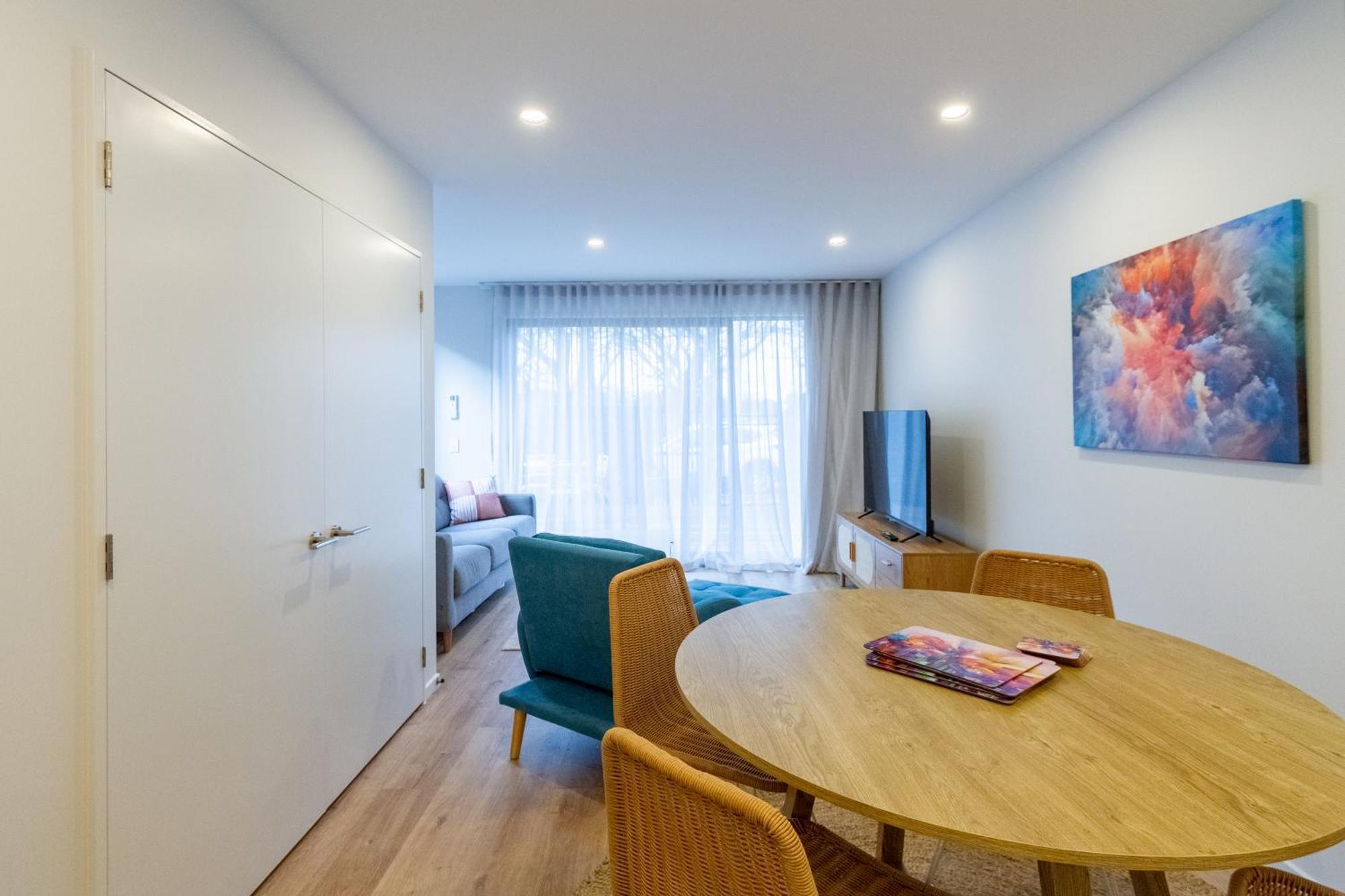 Modern 2 Bed 2 Bath Opposite Hagley Park Daire Christchurch Dış mekan fotoğraf